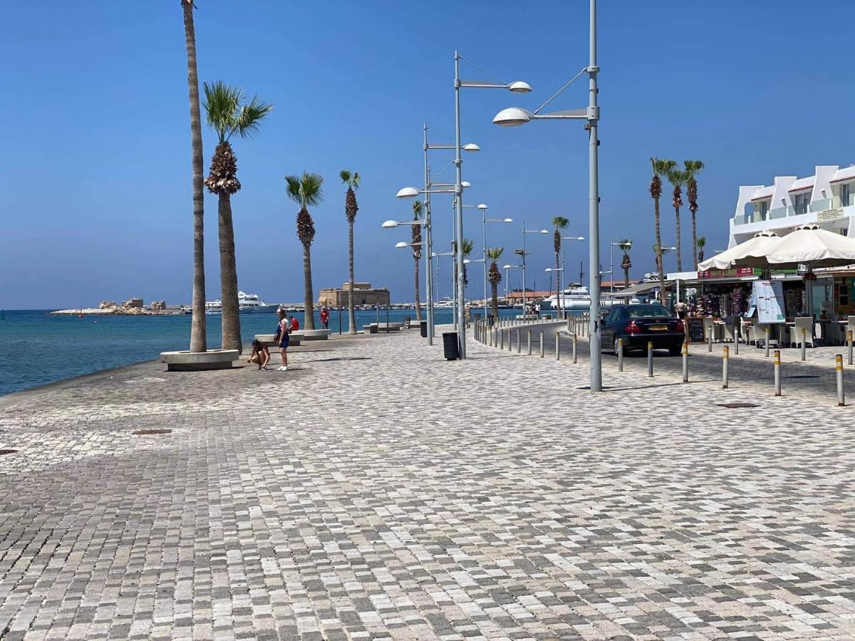 Beachside Apartment In Kato Paphos Lighthouse 81 Kültér fotó
